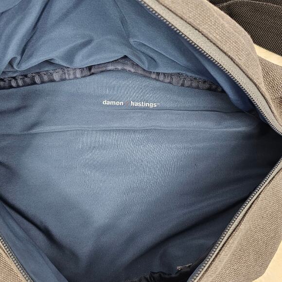 Damen + Hastings Gray Canvas Sling Pack Fanny Pack NWT - Picture 2 of 12